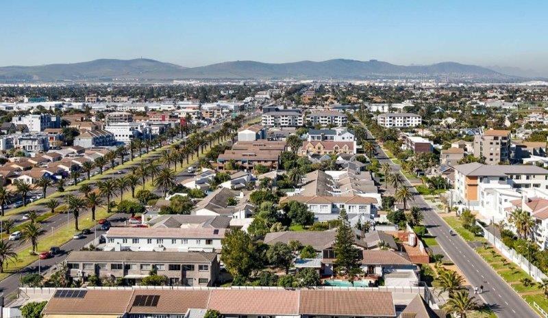 3 Bedroom Property for Sale in Table View Western Cape